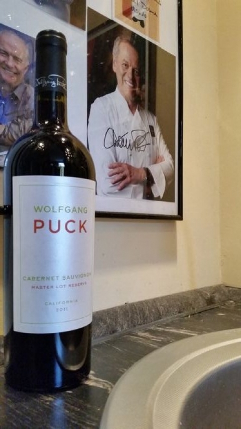 Un Cabernet Sauvignon de la Wolfgang Puck și un meniu pentru noaptea Oscarurilor