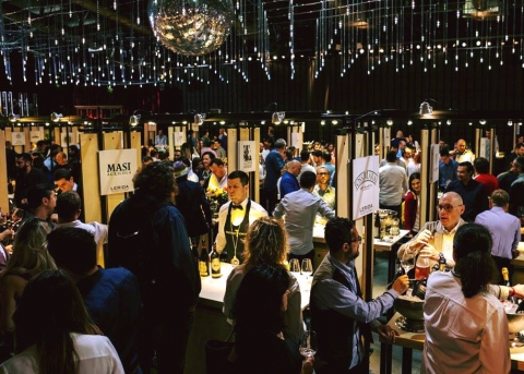 Peste 90 de producători de vin din România, Moldova, Italia, Spania, Franța, Argentina, Noua Zeelandă și Uruguay, la cea mai mare ediție a Festivalului RO-Wine