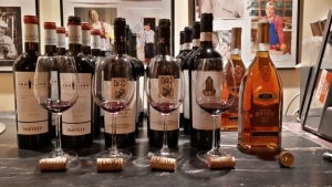 Ombun și vin bun la degustarea de Dac, KVINT și Château Vartely